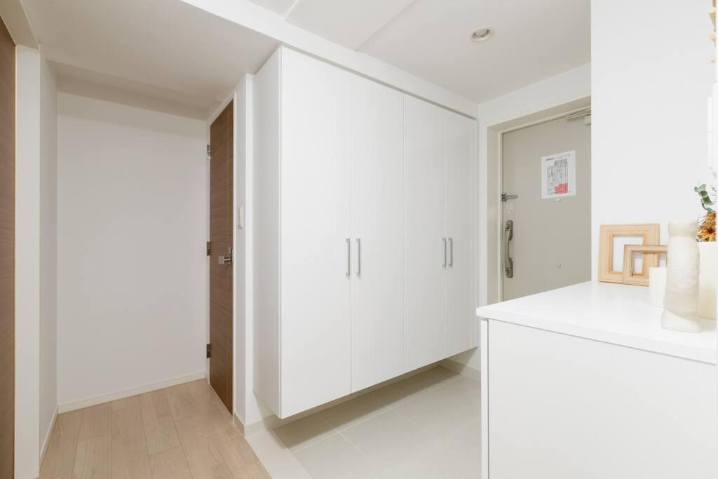 Open Sale: Spacious Namba Apartment near Dotonbori Osaka Exterior photo